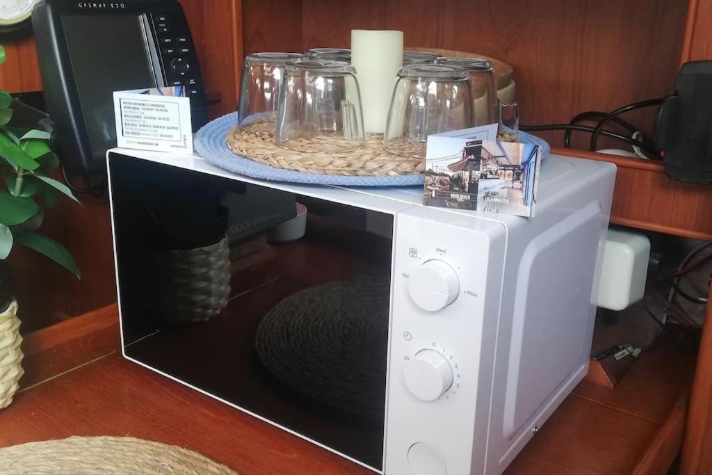 Boat-Apartamento Flotante Cadiz.. La Juanita Arroyo Ngoại thất bức ảnh